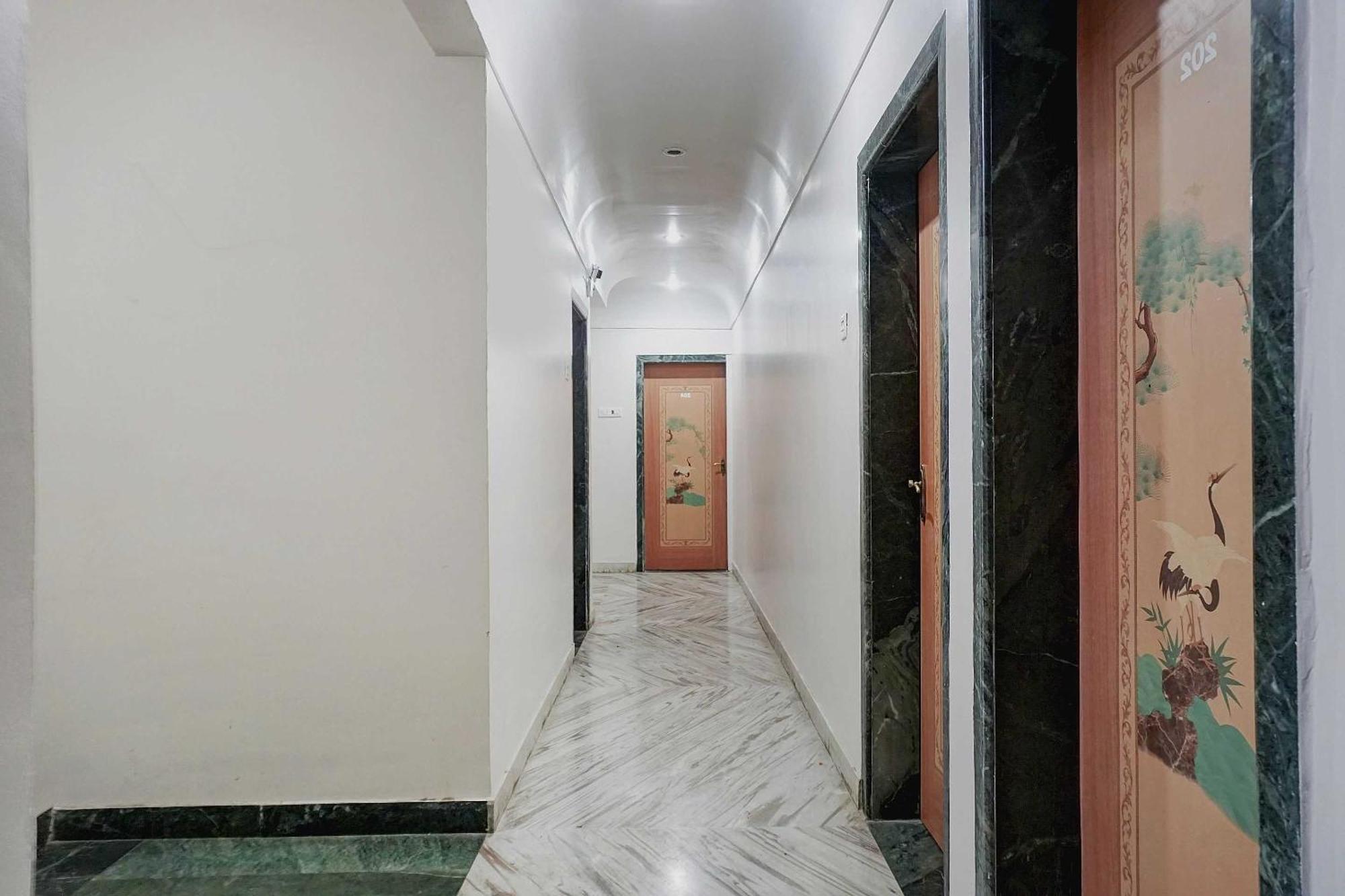 Collection O Shreya Otel Talegaon Dabhade Dış mekan fotoğraf