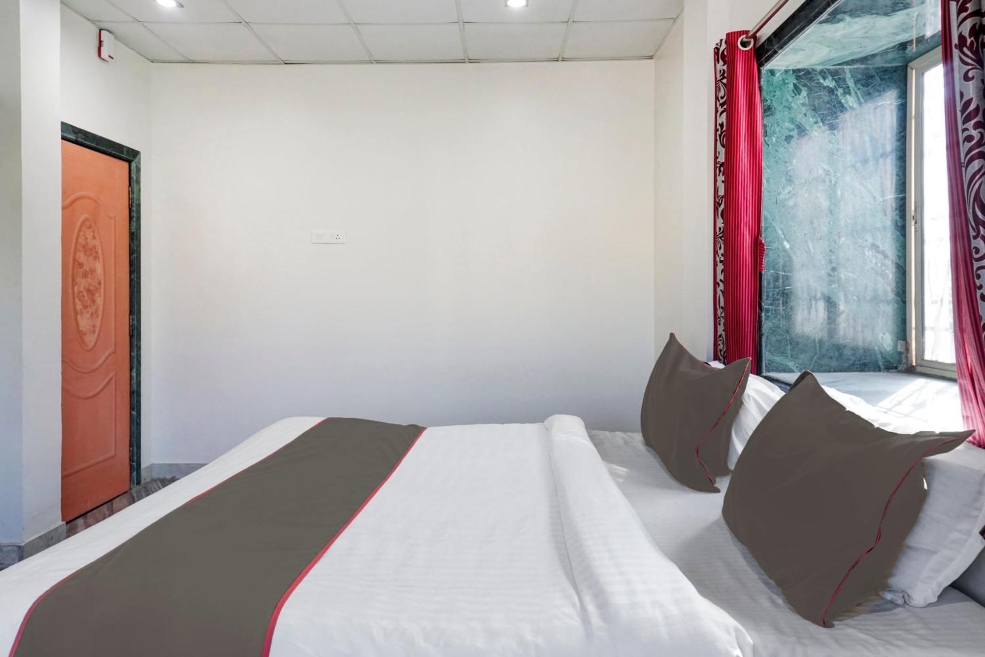 Collection O Shreya Otel Talegaon Dabhade Dış mekan fotoğraf